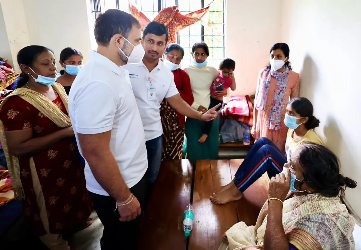 Rahul Gandhi interacts with the victims during his visit to Wayanad Hospital | Photo: ANI
