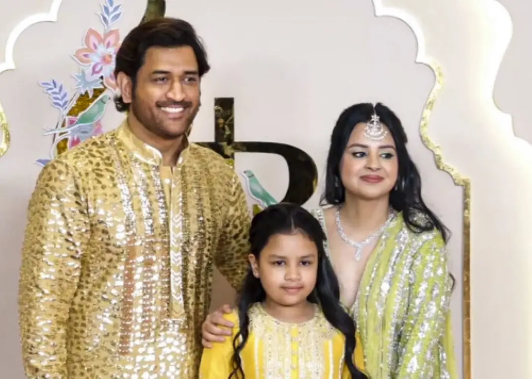 From (L) Dhoni, Ziva and Sakshi. | File Photo: PTI