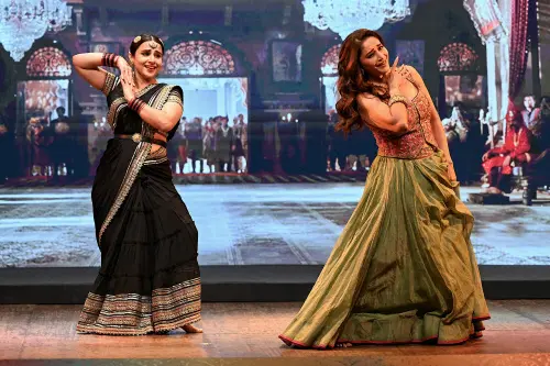 വിദ്യാ ബാലൻ, മാധുരി ദീക്ഷിത് | Photo: AFP