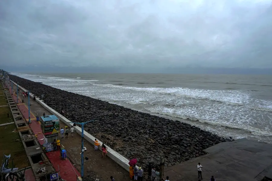 Cyclone Dana to be severe: Armed Forces on high alert for major relief efforts in Odisha, WB