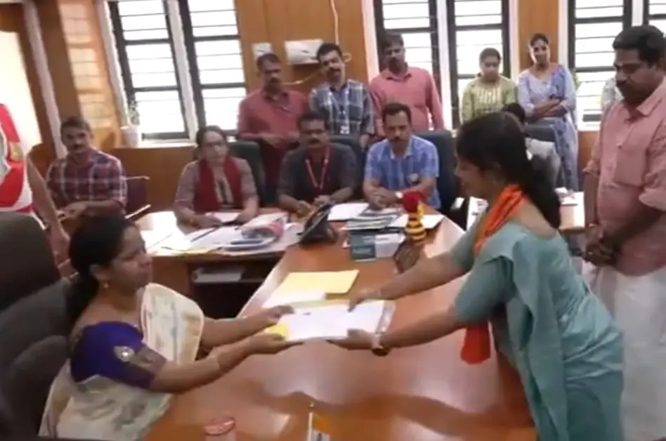 Navya Haridas files nomination | Photo: X (ANI)