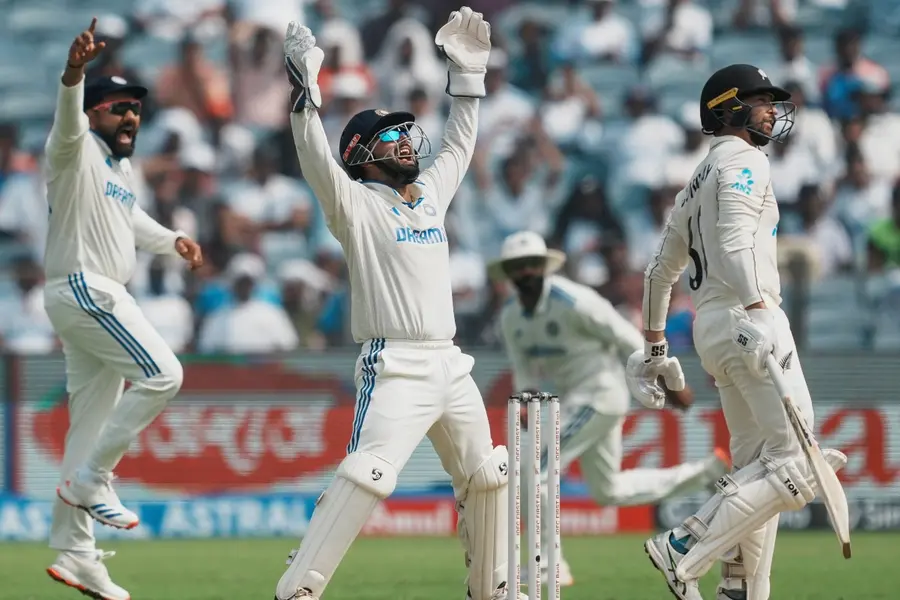 New Zealand 92-2 at lunch after winning the toss and batting in the 2nd test against India