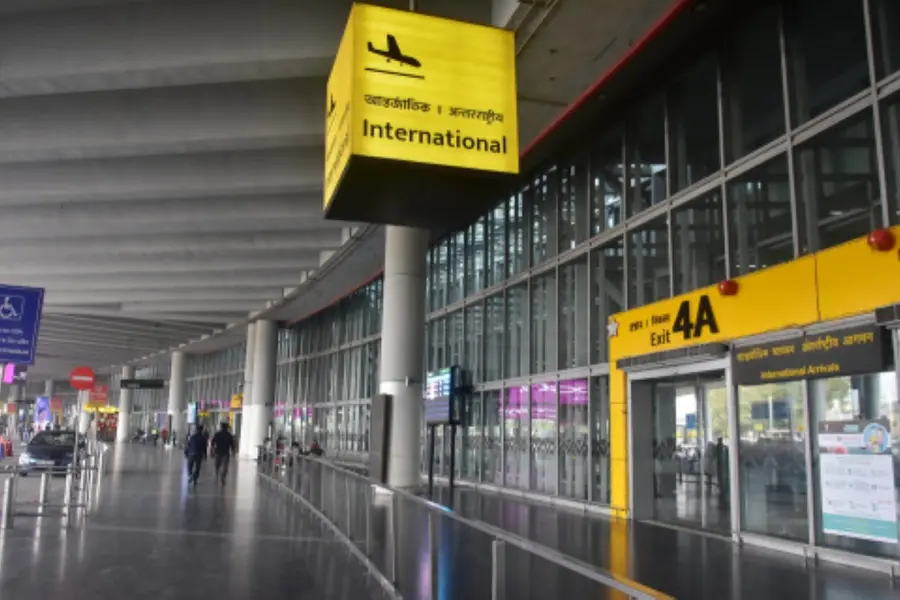 Kolkata airport braces for impact from Cyclone Dana crosswinds