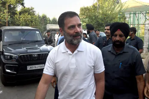 Rahul Gandhi reaches Aligarh, meets family of stampede victims