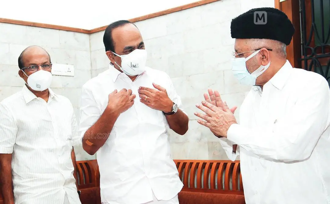 P K Kunhalikutty, VD Satheesan, Panakkad Hyderali Shihab Thangal | Photo: Mathrubhumi