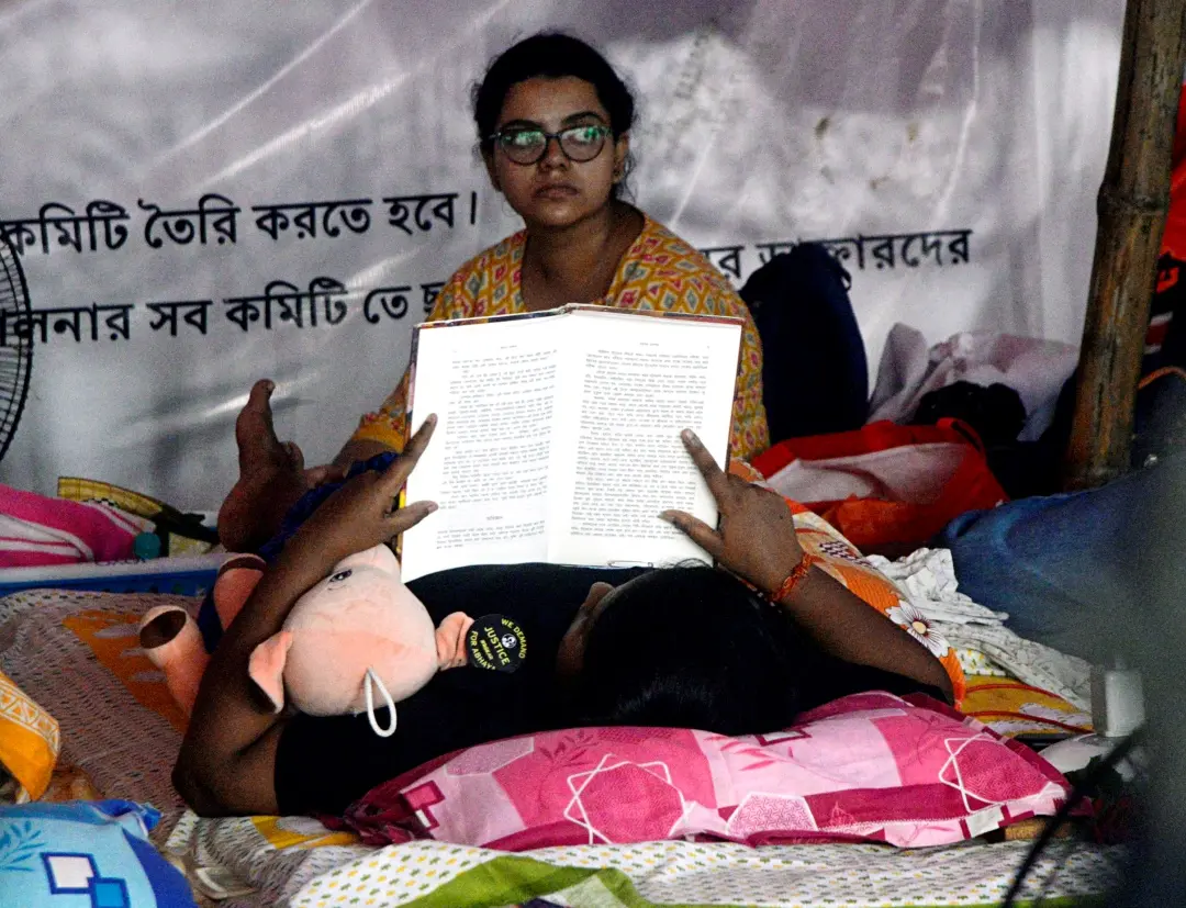 Junior Doctors continue their 'Indefinite hunger strike' | Photo: ANI