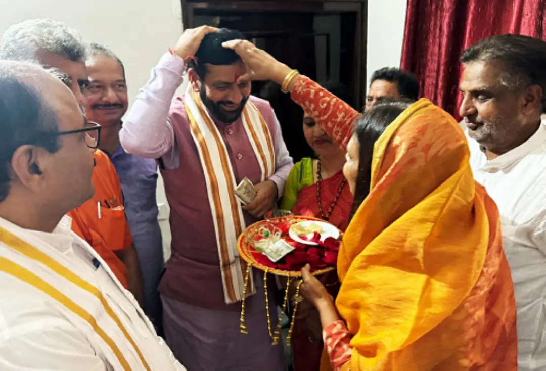 Haryana Chief Minister Nayab Singh Saini along with his wife Suman Saini being applied 'Tilak' after winning from the Ladwa seat in the Haryana Assembly election, in Kurukshetra on Tuesday. | Photo: ANI