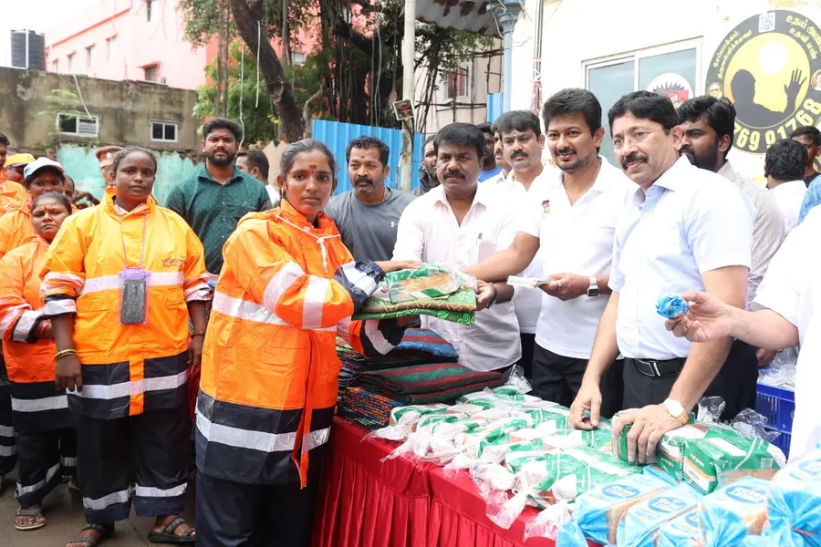 Udhayanidhi Stalin distributes relief materials to Chennai's sanitation workers amid rains