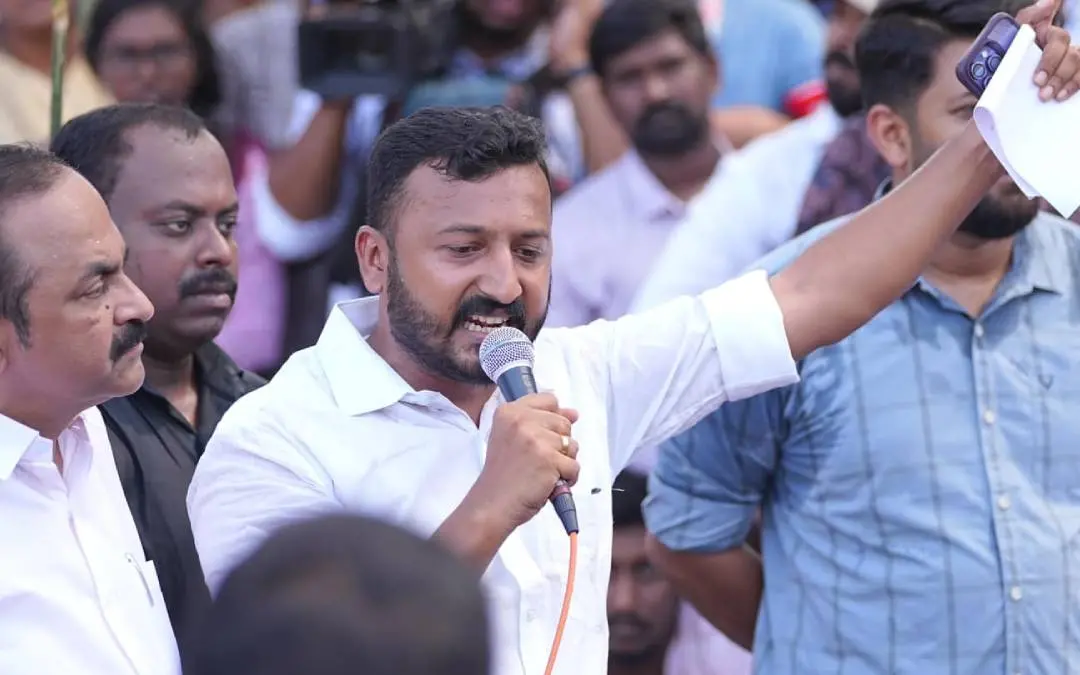 Rahul Mamkootathil's speech during the protest  | Photo: Facebook/ Rahul Mamkootathil