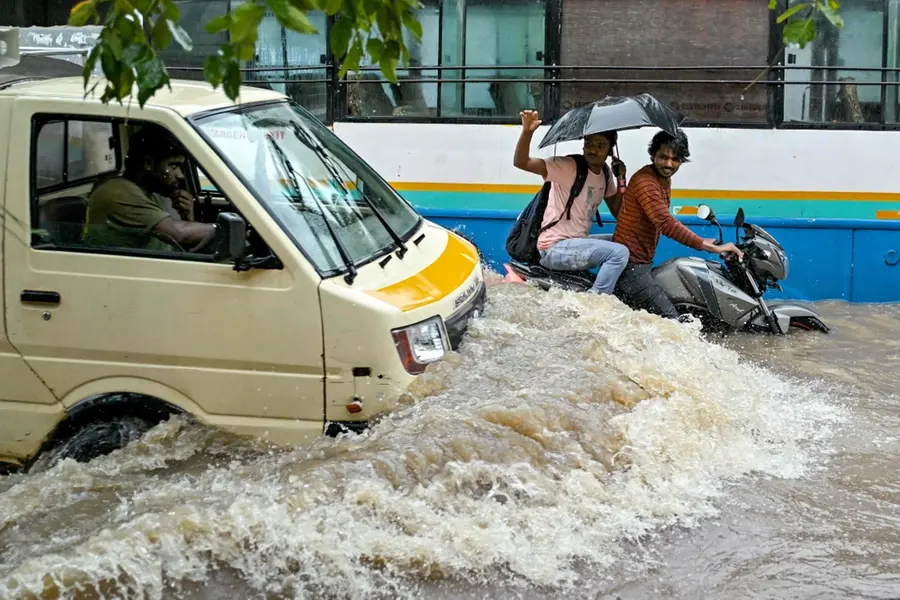 Heavy rain floods Bengaluru localities: Authorities deploy tractors for rescue operations