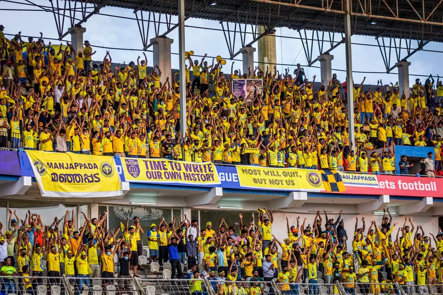 Fan poll: Dortmund concedes defeat to Kerala Blasters as KBFC emerges as the team with more fans!