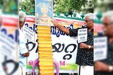 ശബരിമല സ്‌പോട്ട് ബുക്കിങ്; പ്രത്യക്ഷ സമരപരിപാടികള്‍ക്ക് തുടക്കമായി