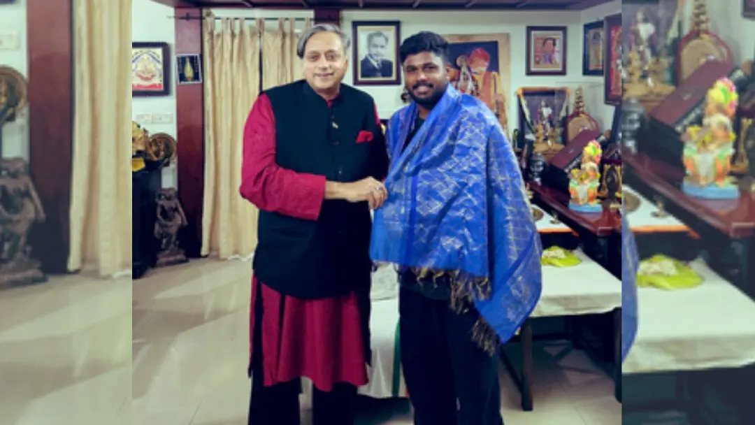 Sanju Samson being felicitated by Congress MP Shashi Tharoor. | Photo: X/Shashi Tharoor