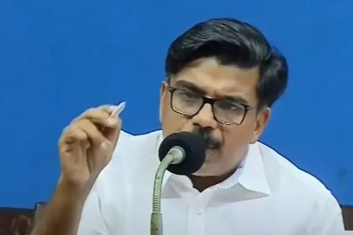 No hope in the investigation; Center is protecting Veena Vijayan: Mathew Kuzhalnadan on SFIO probe