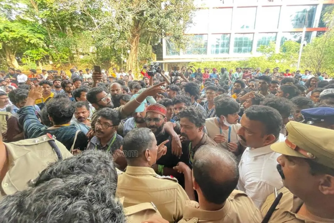 The clash happened at Tagore theatre