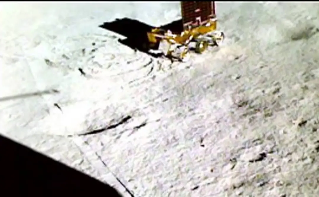 Pragyan rover being rotated on the surface of the moon that was captured by a Lander Image Camera