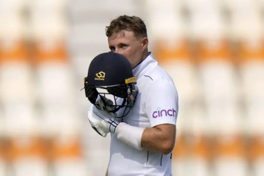 Genius with consistency: Cook in awe of Root; Sachin's record now under serious threat!