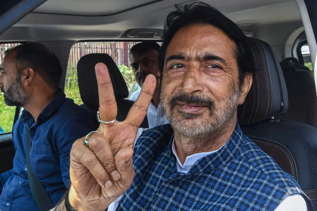 Congress candidate from the Dooru constituency Ghulam Ahmad Mir shows a victory sign after filing his nomination papers | Photo: ANI