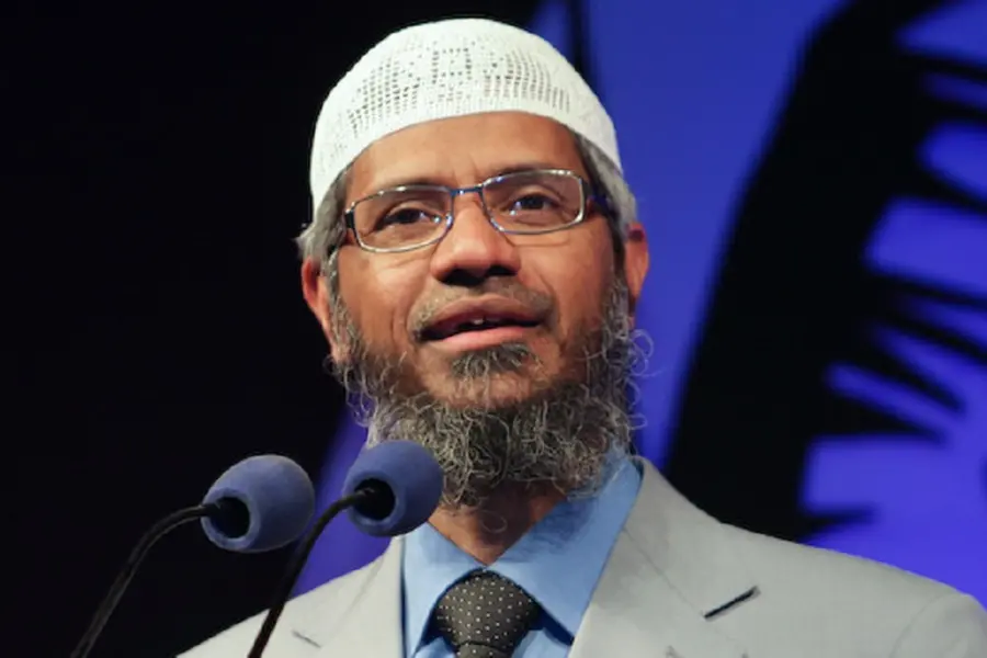 Why did Union Minister Rijiju warn Zakir Naik against interfering with Waqf Amendment Bill debate?