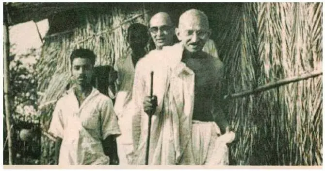 RP Parasuram (L) with Gandhi
