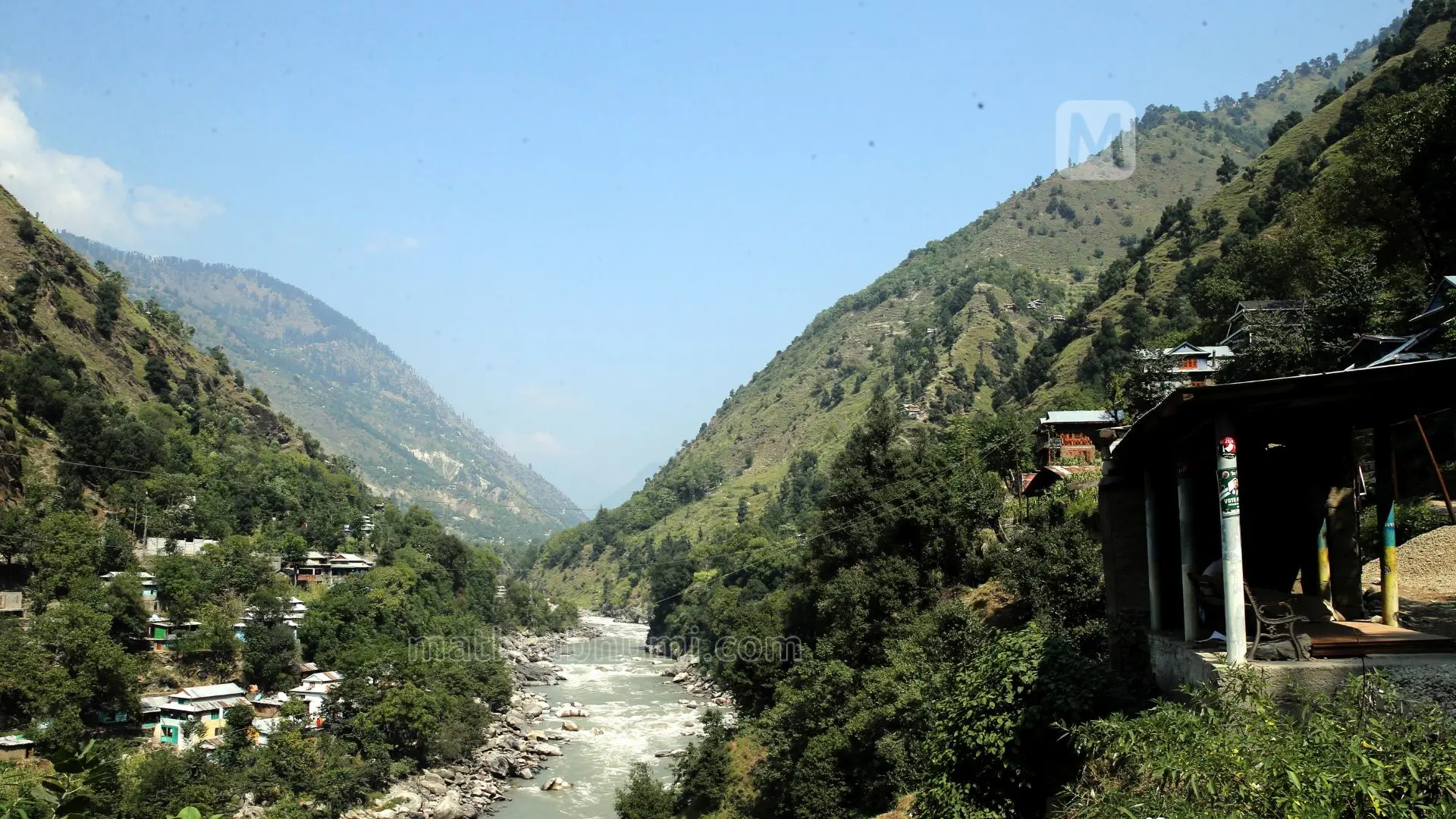 A view from Seemari, the border village near the Line of Control in the Teetwal area of Kupwara district. On the left is Pakistan-occupied Kashmir, in the middle flows the Krishna Ganga-Neelam river, and on the right is Seemari | Photo: PG Unnikrishnan
