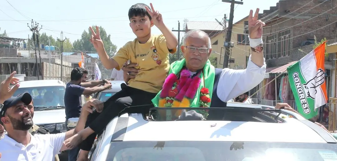 Jammu and Kashmir PCC president Tariq Hameed Kara leading a roadshow in Srinagar | Photo: P G Unnikrishnan/ Mathrubhumi