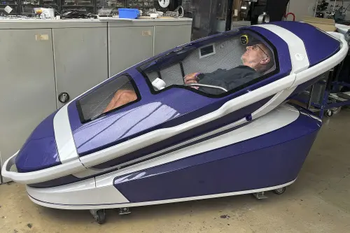 Philip Nitschke is seen inside a 'suicide pod' known as 'The Sarco' | Photo: AP