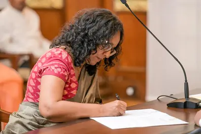 What is Sri Lanka's new prime minister Harini Amarasuriya's connection to India?