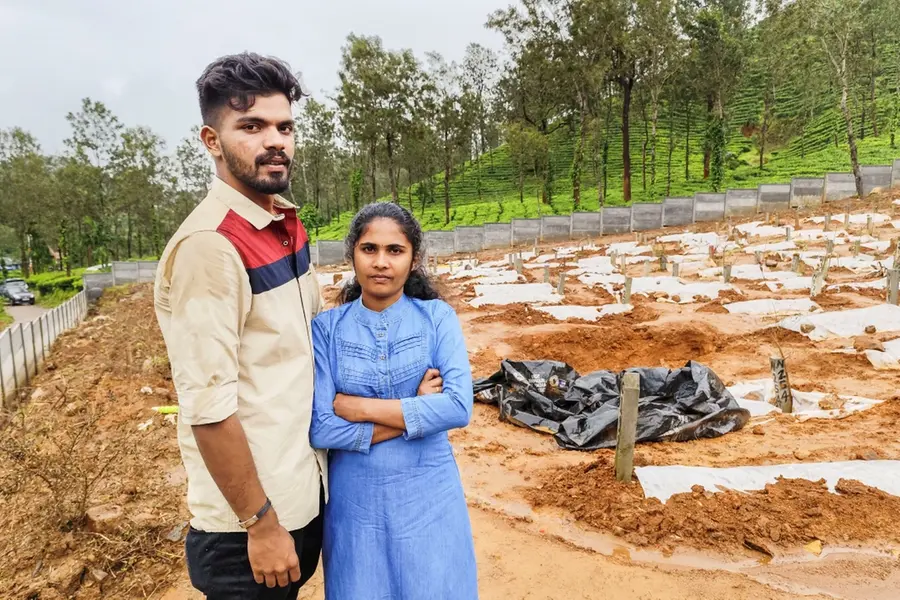 At Wayanad landslide graveyard, Shruthi and Jenson reaffirm love and vows