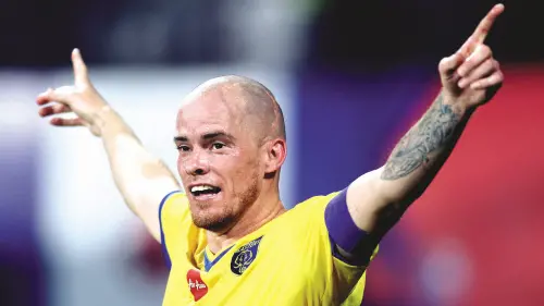 Iain Hume
