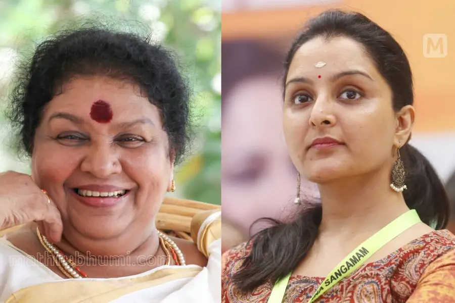 Malayalam industry orphaned: Manju Warrier mourns loss of Kaviyoor Ponnamma