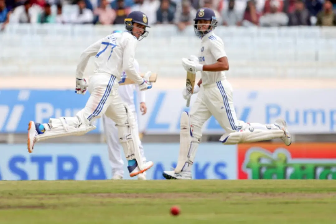 Yashasvi Jaiswal and Shubman Gill running between the wickets. | File Photo: ANI
