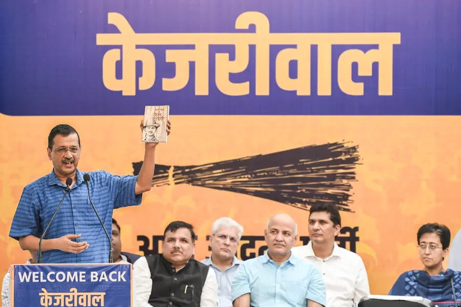 Delhi CM race: Sisodia and Kejriwal to discuss potential candidates