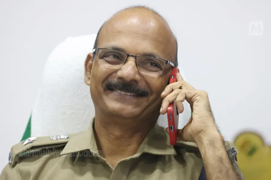 നേതാക്കളുടെ കണ്ണിലെ കരട്, ഒരുവർഷം തികയുംമുൻപേ പടിയിറക്കം; 'സത്യത്തിനും നീതിക്കുംവേണ്ടി നിലകൊള്ളും'