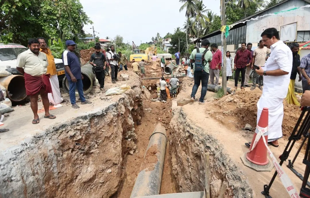 The ongoing repair work in Thiruvananthapuram | Mathrubhumi