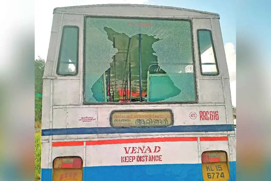 Student urges Kerala CM to address KSRTC safety concerns after accident caused by pothole