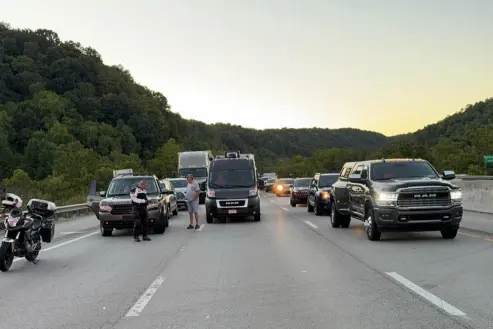Kentucky highway shooting: At least 5 people injured, manhunt underway