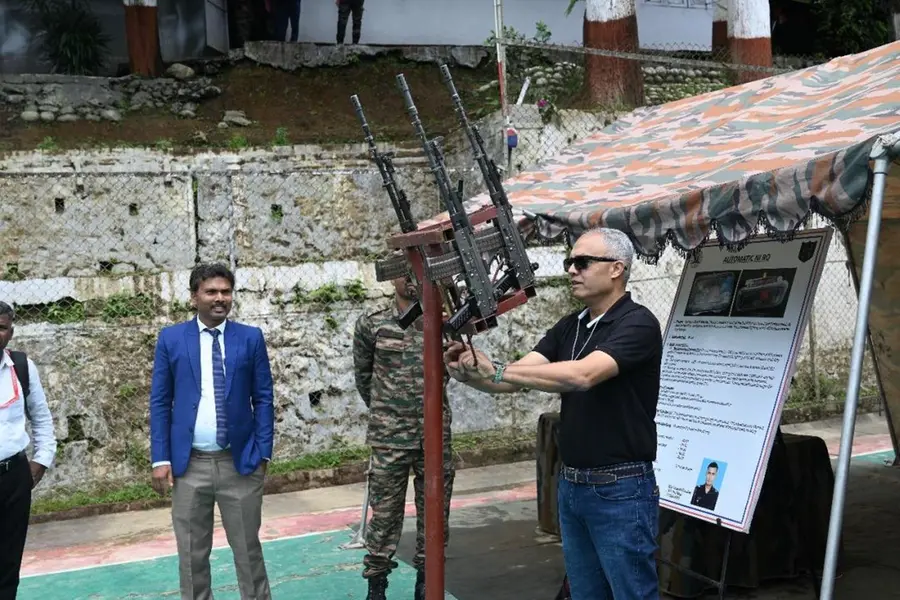 Army shows challenges it faces on Eastern border to defence industry, seeks solutions