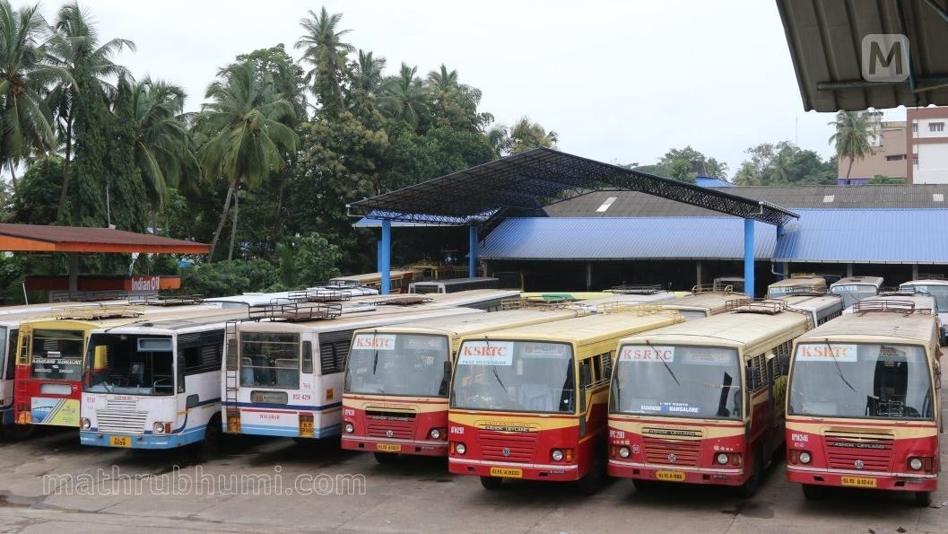 KSRTC rolls out dustbins in buses for a cleaner ride | Mathrubhumi English