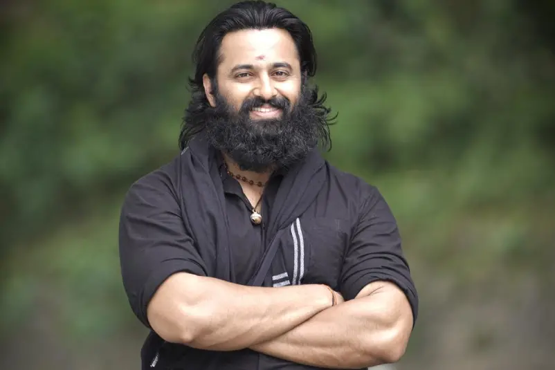 തെറി പറഞ്ഞിട്ടുണ്ടെങ്കില് അത് മകന്റെ വിഷമമായോ അഹങ്കാരമായോ കാണാം, ക്ഷമിക്കൂ- ഉണ്ണി മുകുന്ദന്