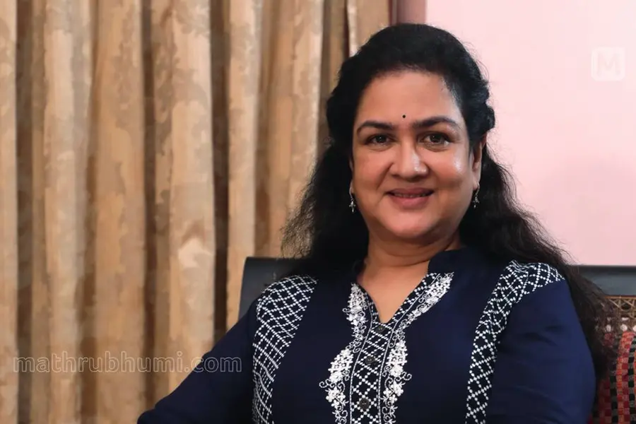 'മികച്ച നടിക്കുള്ള അവാർഡ് പങ്കുവെയ്ക്കാമെന്നിരിക്കെ എങ്ങനെ സഹനടിയാകുമെന്ന് പ്രിയപ്പെട്ടവർ ചോദിക്കും'