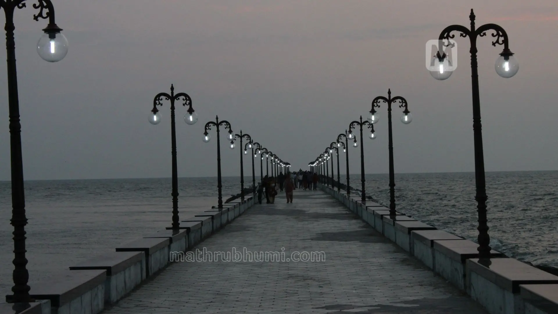 Beypore Pulimuttu (groyne) | Photo: Sajith N.