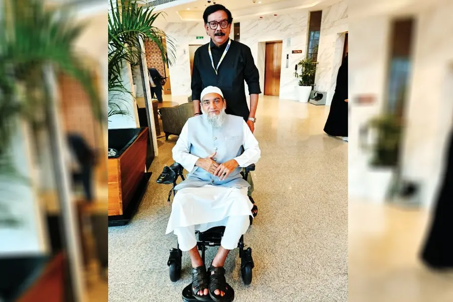 Priyadarshan meets bowler who injured his eye; 40-yr-old wound healed
