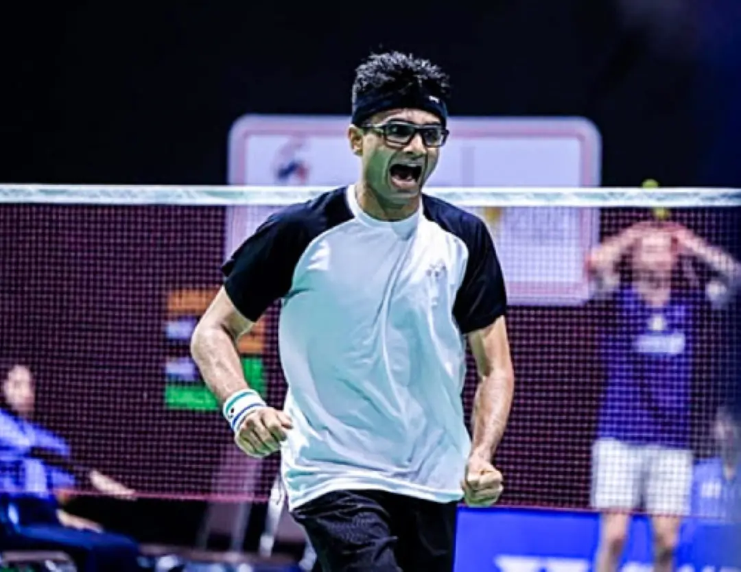 India's Suhas Yathiraj celebrates after winning the men's SL4 badminton semifinal match against compatriot Sukant Kadam at the Paris 2024 Paralympics, in Paris on Sunday. | Photo: ANI