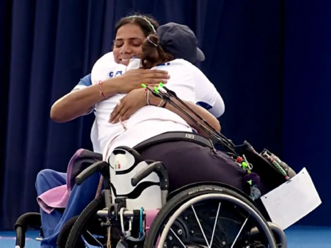India's archer Sarita celebrates after winning the women's individual compound open, 1/8 elimination round match against Italy's Eleonora Sarti at the Paris Paralympics 2024, in Paris on Saturday. | Photo: ANI