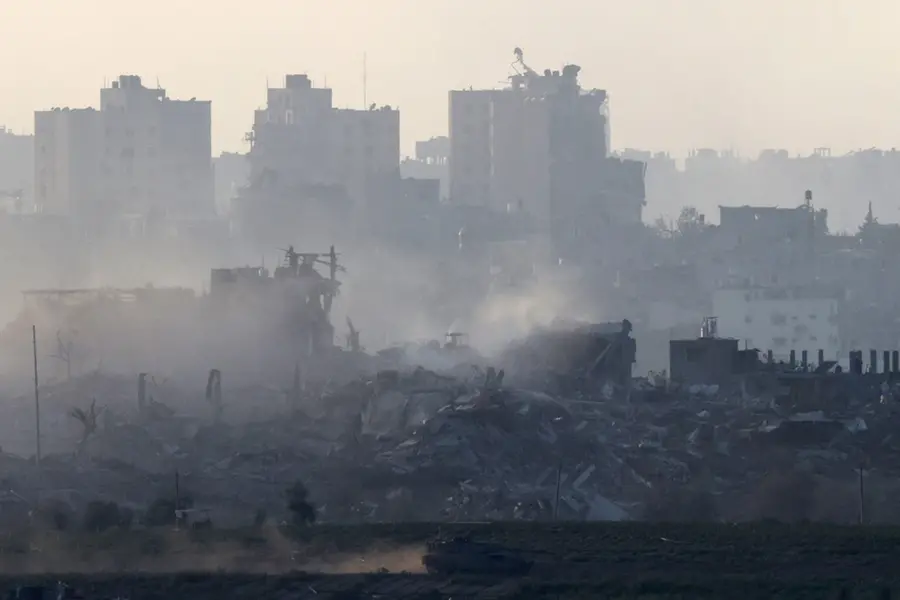 Heavy fighting breaks out at Gaza hospital as babies evacuated to Egypt