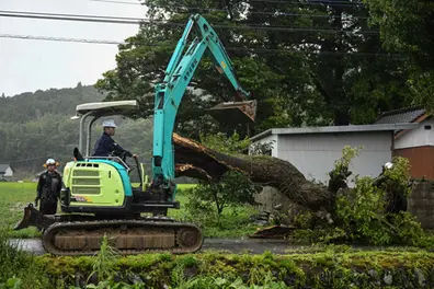 Typhoon Shanshan Updates: Flights, trains stop, million evacuated
