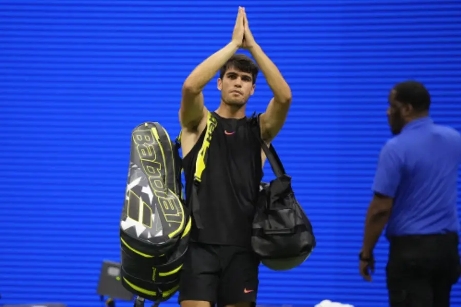 Tennis superstars Alcaraz and Osaka crash out of US Open