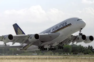 Singapore Airlines unveils revamped Indian Thali menus in collaboration with Chef Sanjeev Kapoor