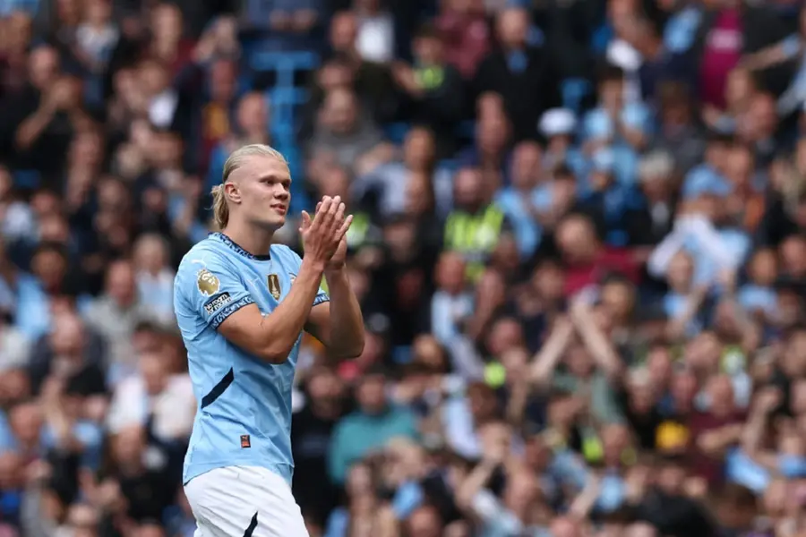 Ten Hag under fire as Haaland's hat-trick powers City and Arsenal edge Villa